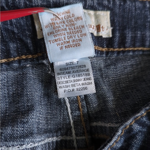 🎉 3/$20 👯♀️Host Pick⚡️So Wear It Declare It Beta Skinny Jeans - Picture 6 of 6